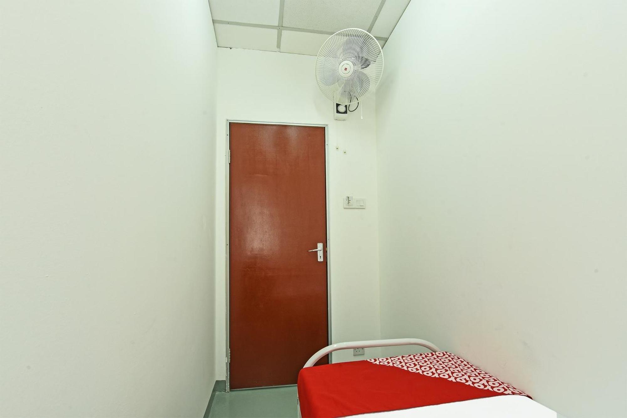 Spot On 90500 Sri Rampai Metro Hostel Kuala Lumpur Eksteriør billede